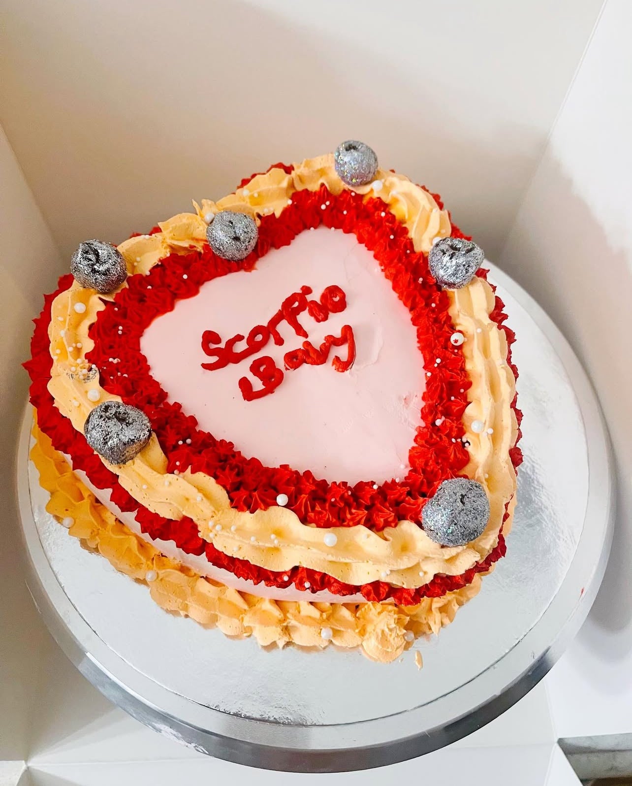 Retro Cake